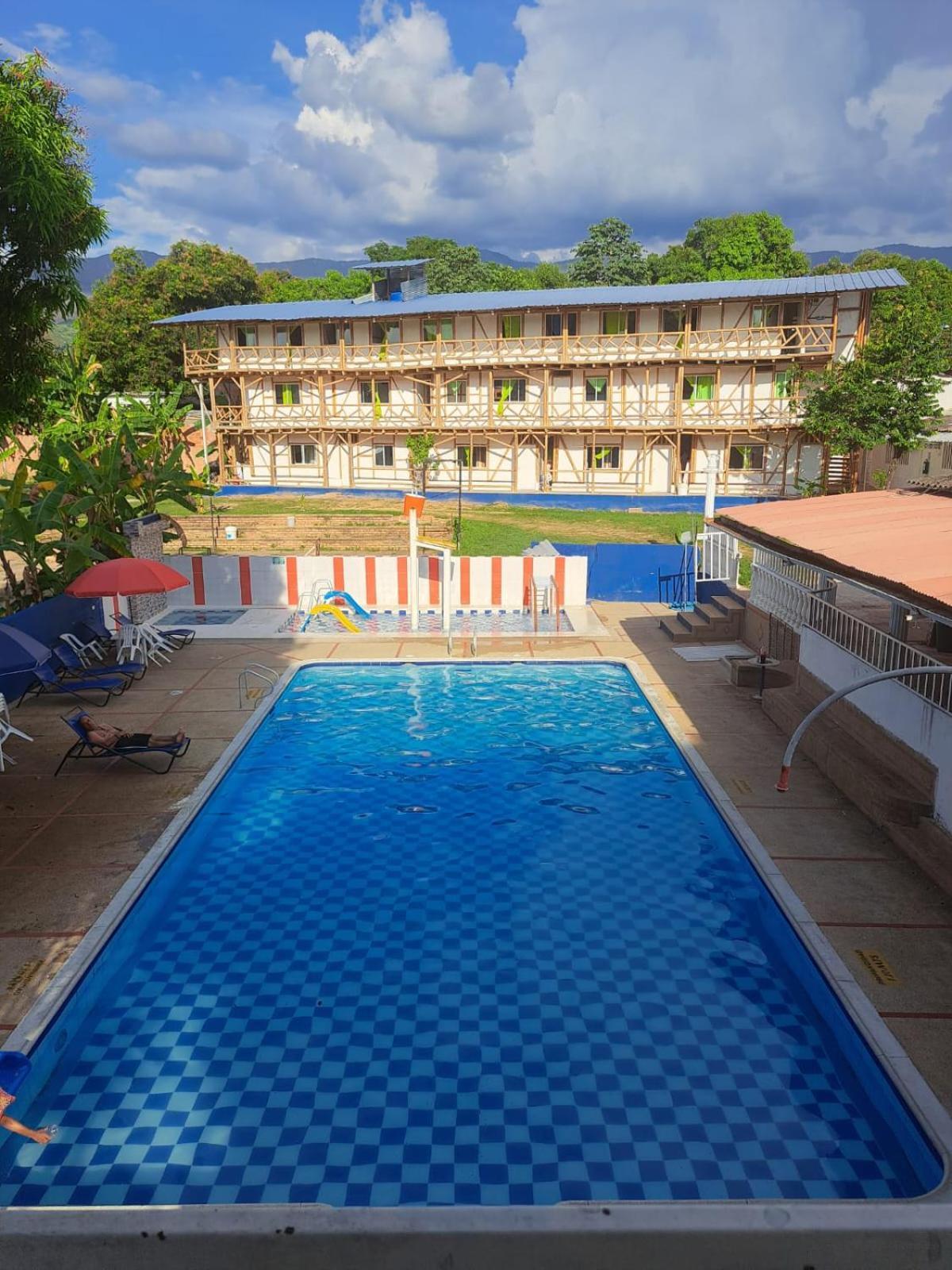 Hotel Santa Marta Melgar Exterior photo